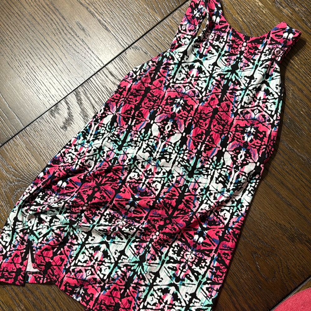 Tart Marrissa Tank with Shelf Bra MOTLEY GEO - size Small - EUC